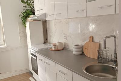 Apartament cu 3 camere decomandat, mobilat în Cotroceni - 15