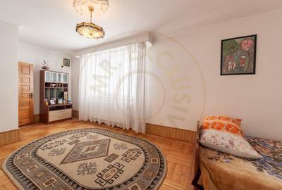 Casă individuală cu 10 camere cu Canalizare în Exercițiu - 20