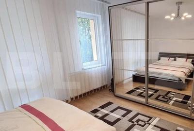 Apartament de vanzare, cu 4 camere, 120 mp, etaj intermediar - 5