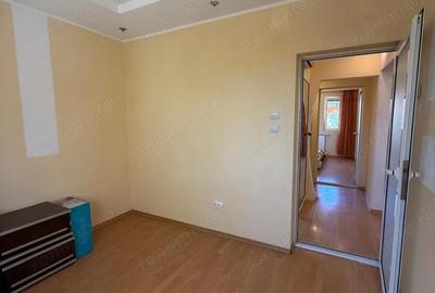 De Vanzare | Apartament cu 3 Camere | Mazepa 1 | Pret: 75.000 Euro - 10