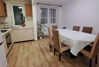 Apartament cu 4 camere decomandat în Central - 10