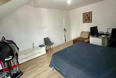 Apartament cu 2 camere decomandat în Roman - 9