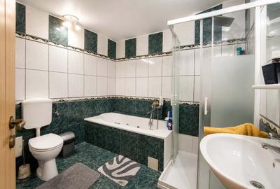 Casă individuală cu 6 camere cu Teren 261 Mp în Gruia - 12