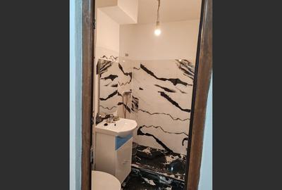 Apartament spațios 3 camere, Tg-Jiu (Sud) - 13