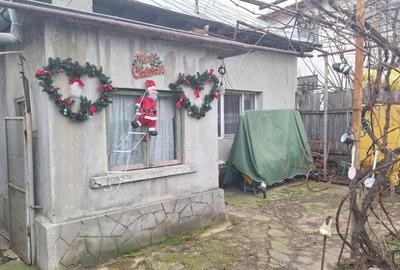 Casă cu 6 camere cu Teren 280 Mp în Central - 2