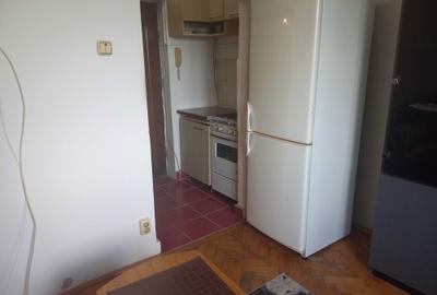 Garsonieră nedecomandată în Exterior Vest