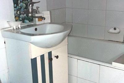 Apartament cu 4 camere 90mp, et. 4, in zona industriala Tecuci - 9