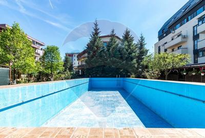 Casă cu 14 camere cu Piscina în Bragadiru