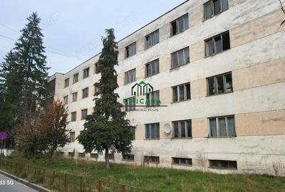 Bloc de apartamente - Brezoi - 2