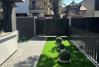 Vila de inchiriere, 6 camere // Zona Tei - 18