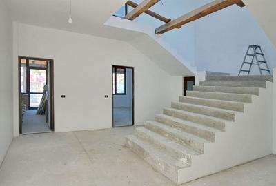 Casă individuală cu 9 camere cu Canalizare în Bartolomeu - 9