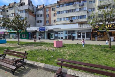 Spațiu comercial, de 125 mp, în Tineretului - 3