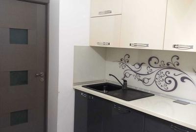 Apartament cu 2 camere decomandat în Orizont - 2