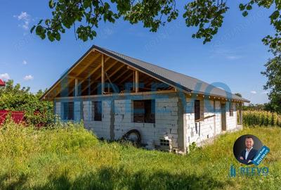 Casă cu Teren 2500 Mp în Galbeni (Filipești) - 1