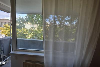 Apartament cu 2 camere decomandat, mobilat în Universitate