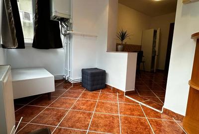 Inchiriez apartament 2 camere zona Mircea cel Batran - 3