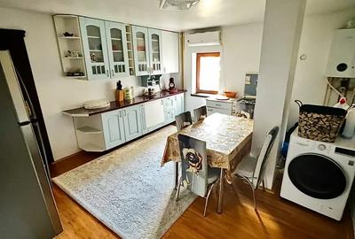 Inchiriez apartament cu 2 camere bucatarie si baie ... - 1