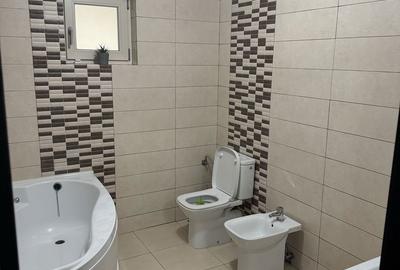 Casă cu 4 camere în Central - 7