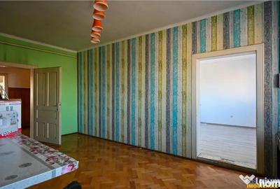Spațiu comercial, de 9,000 mp, în Central - 16