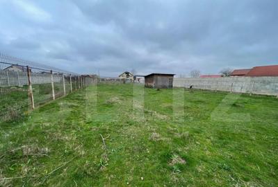 Teren de 2600 mp, în Central