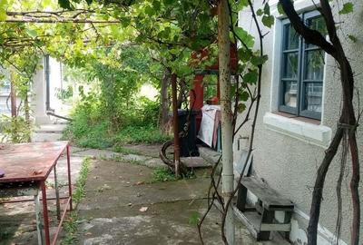 Casă cu 2 camere în Aninoasa - 4