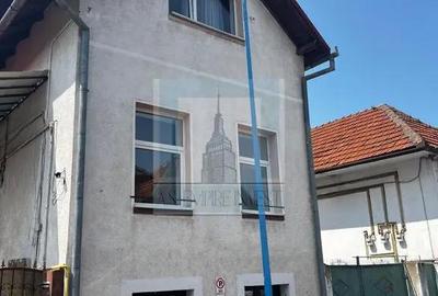Casă cu 4 camere cu Teren 400 Mp în Centrul Civic - 4