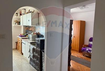 Apartament cu 2 camere de vanzare - 4