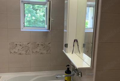 Apartament cu 4 camere decomandat în Central - 1