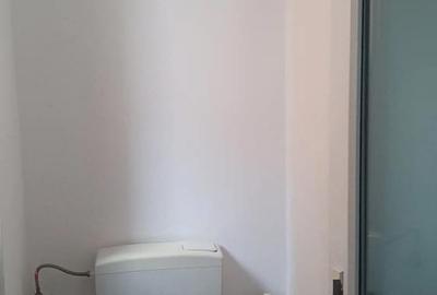 Spațiu comercial, de 44 mp, în Central - 4