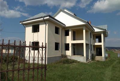 Casă în Bodești - 6