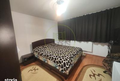 Casă cu 6 camere cu Teren 400 Mp în Podari - 6