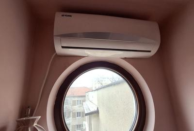 Apartament cu 4 camere semidecomandat, mobilat în Circumvalațiunii - 12