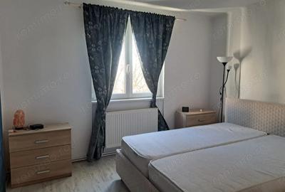 Apartament cu 3 camere decomandat în Dâmbu Pietros - 7