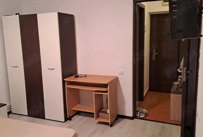 Garsonieră decomandată în Central - 2