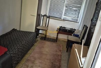 Garsonieră semidecomandată în Gară