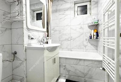 Apartament cu 2 camere decomandat în Micro 21 - 1