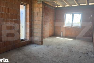 Casă cu 3 camere cu Teren 550 Mp în Lazuri - 1