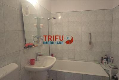 Apartament 3 camere Cetate zona Mercur  2 băi - 6