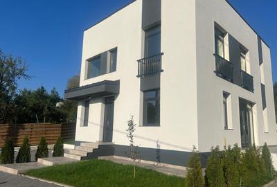 Casă cu 4 camere în Exterior Vest - 1