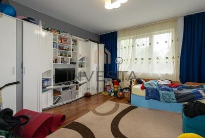 DE VANZARE CASA CU 4 CAMERE BUNA ZIUA - 9