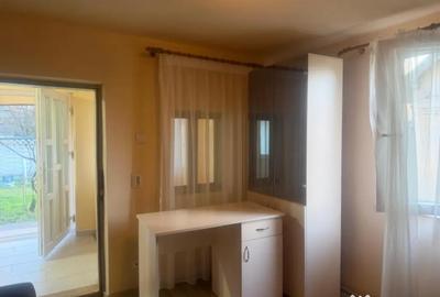 Casă cu 3 camere cu Teren 1090 Mp în Pielești - 8