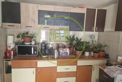 Casă individuală cu 3 camere cu Canalizare în Central - 5