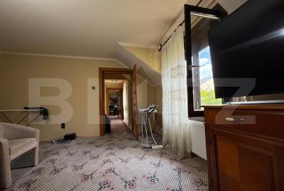 Casă cu 10 camere cu Teren 908 Mp în Central - 2