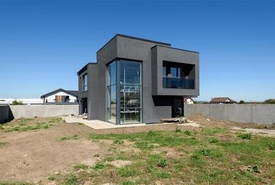 Casa noua in Harman, cu arhitectura moderna si spatii vitrate - 19