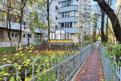 Garsonieră decomandată în Costin Georgian - 3