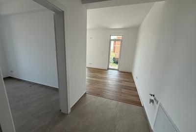 Apartament cu 2 camere decomandat în Giroc - 8
