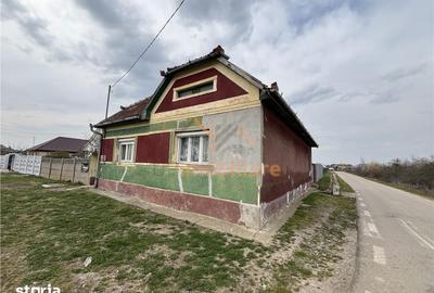 Casă cu 4 camere cu Teren 1654 Mp în Cefa - 11