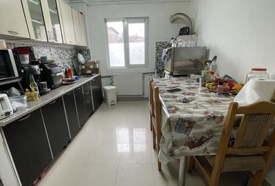 Apartament cu 3 camere decomandat în Gheorghe Lazăr - 5