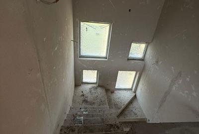Casă cu 4 camere cu Teren 500 Mp în Corunca - 14