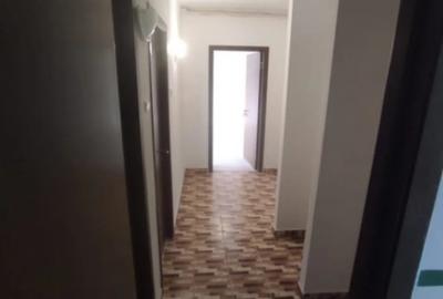 Apartament cu 2 camere decomandat în Central - 6